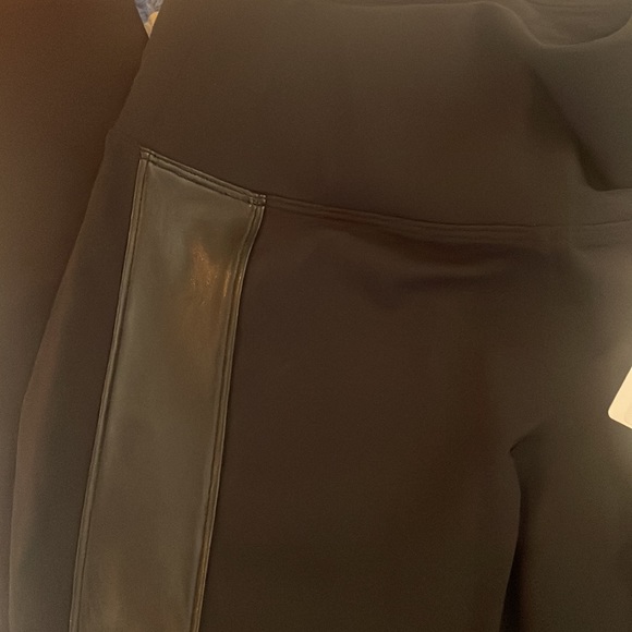 Athleta Tux Metro Legging NWT Size XSP. Faux leather side panel detailing. - Picture 4 of 5